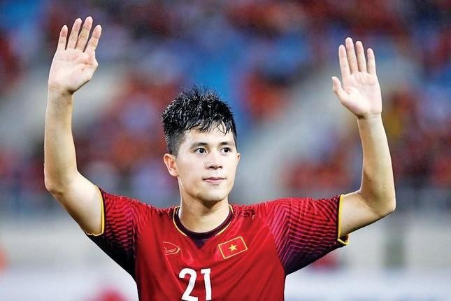 Trần Đình Trọng – “Lá chắn thép” trầm lặng của bóng đá Việt Nam